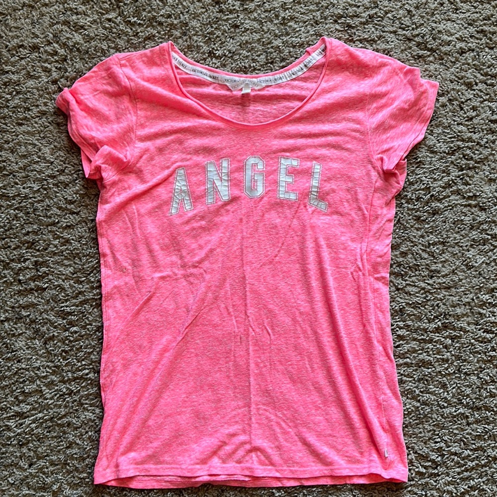 VS sleep shirt
